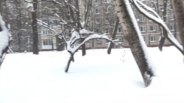 РЕКОРДНЫЙ СНЕГОПАД В МОСКВЕ 18.12.2022. ПРОБИРАЕМСЯ С БОЛЬШИМ ТРУДОМ смотреть онлайн