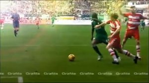 Grafite goal vs Bayern Munich (w/ English commentary)