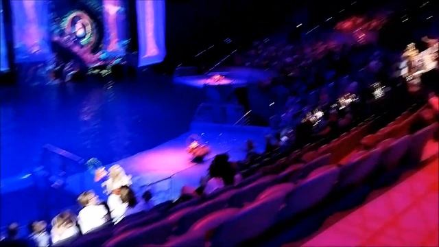 3. Мюзикл на воде "Сон в летнюю ночь". Песня "Там, где не растут цветы". Москвариум. ВДНХ смотреть онлайн