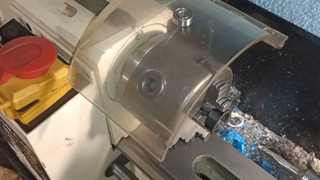 Ремонт турбо щетки пылесоса Philips CP0688/01 часть 8 смотреть онлайн