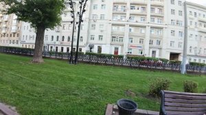 ИНТРОВЕРТ В МОСКВЕ / 2 СЕРИЯ / ДОСТОПРИМЕЧАТЕЛЬНОСТИ МОСКВЫ - ЧИСТЫЕ ПРУДЫ, ЦЕНТР, БАРАХОЛКА / VLOG