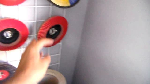 КЛТ круги лепестковые тарельчатые.