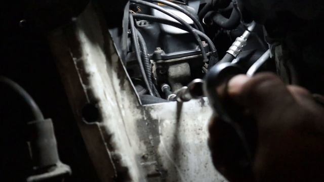 BMW N54 Vanos oil Screen Removal and Cleaning! смотреть онлайн