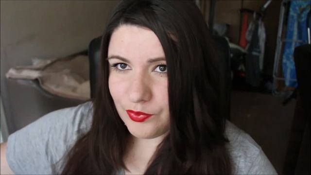 Выкидываем косметику, разхламление! :)