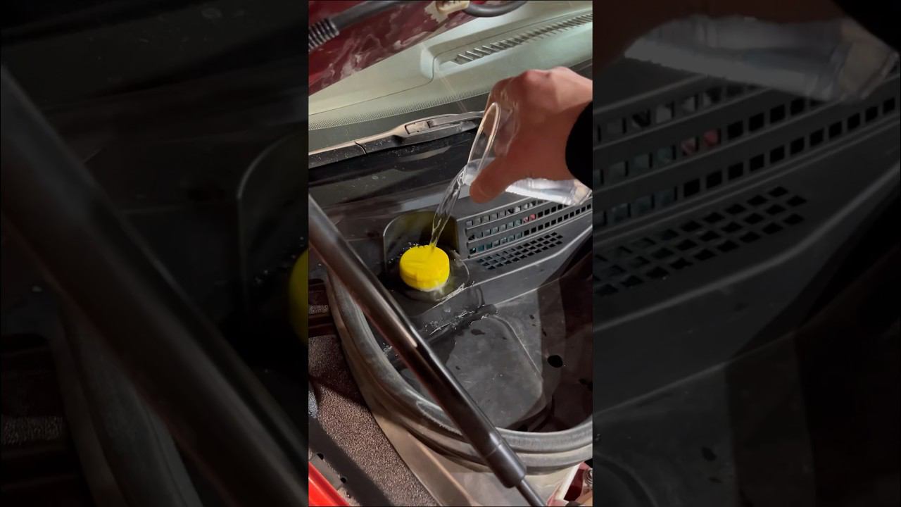 LADA VESTA УПЛОТНИТЕЛЬНОЕ КОЛЬЦО БАЧКА ОМЫВАЮЩЕЙ ЖИДКОСТИ. смотреть онлайн