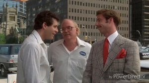 "Полицейская академия" Махоуни паркует машину!