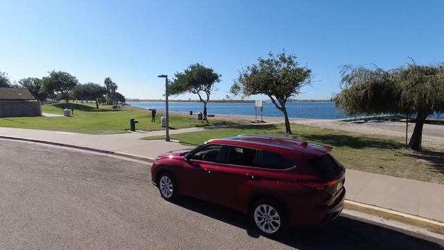 2020 Toyota Highlander смотреть онлайн