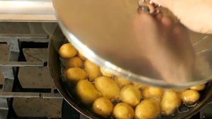 Бэби картошка с грибами. Крошка картошка - как почистить. Что приготовить.