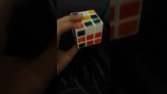 How to play a rubix cube