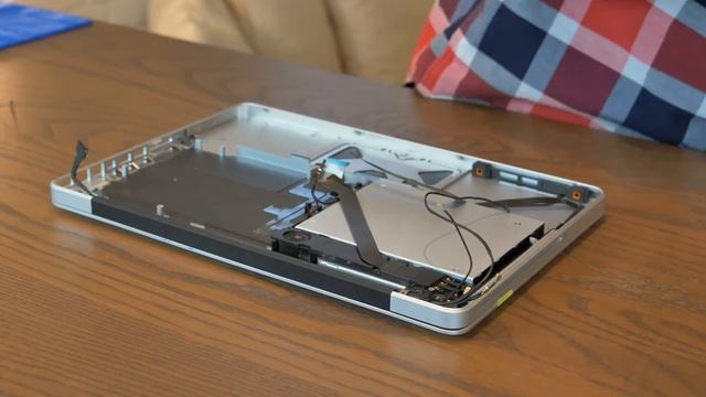 Building the ultimate sleeper MacBook Pro! Complete restoration and max upgrades