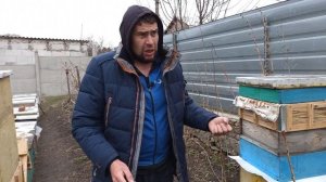 Нижнее утепление пчел весной в корпусных ульях. Только для слабых семей на пасек