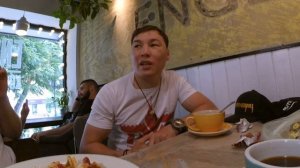 Руслан Проводников читает стихотворение  Е.Евтушенко. Дай Бог!