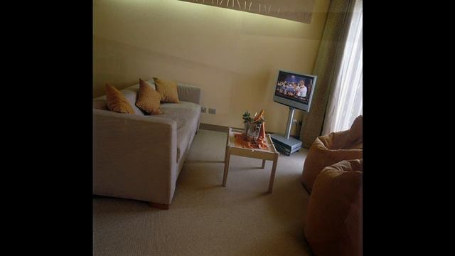 Hotel Color in Bardolino, Italy смотреть онлайн