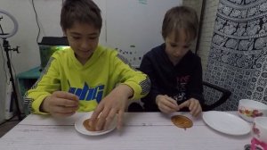 Делаем сахарные соты из игры в кальмара