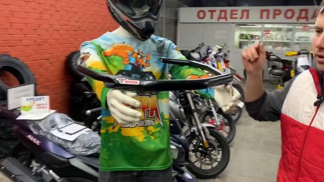 Обзор снегоходного бампера VOEVODA в замен оригинального заводского. Для платформы G4/RADIENX смотреть онлайн