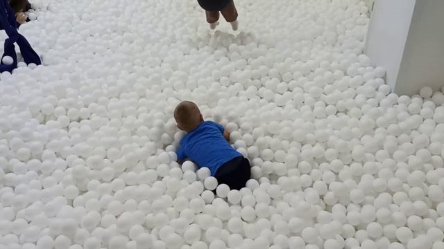 Сухой бассейн - наш отдых смотреть онлайн