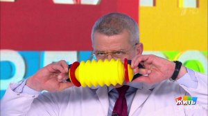 Совет за минуту: если свело ногу. Жить здорово! Фрагмент выпуска от 15.05.2019