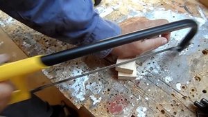 Как отрезать под нужным углом без малки