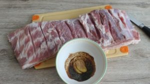 Рулет из свиной брюшины в духовке