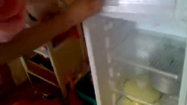 Чистка холодильника в КоМнАтЕ 255).mp4 смотреть онлайн