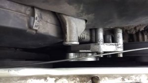 Audi A6 C4 2.5TDI стук натяжного механизма ремня генератора, ГУР