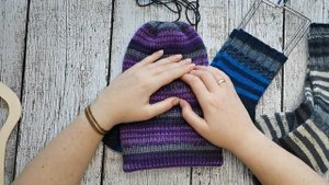 Alize Wooltime. 3 готовые работы: 2 пары носков и шапка. Как вязала.