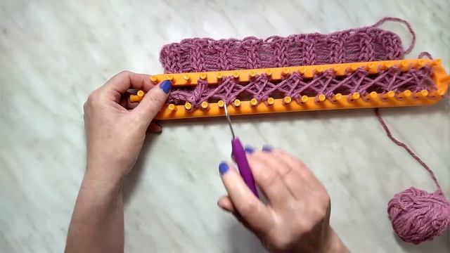 #своимируками #diy #вязаниедляначинающих  Как начать и закончить вязание на луме.
