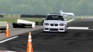 Forza4-Bmw 135i coupe--TopGear Test Track