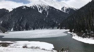 Озеро Кольсай Среднее. Кольсай колдери парк. Северный склон хребта Кунгей Алатау.