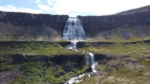 МУЖЧИНЫ ЭТИХ ЗНАКОВ ИМЕЮТ ЖЕНСКИЙ ХАРАКТЕР