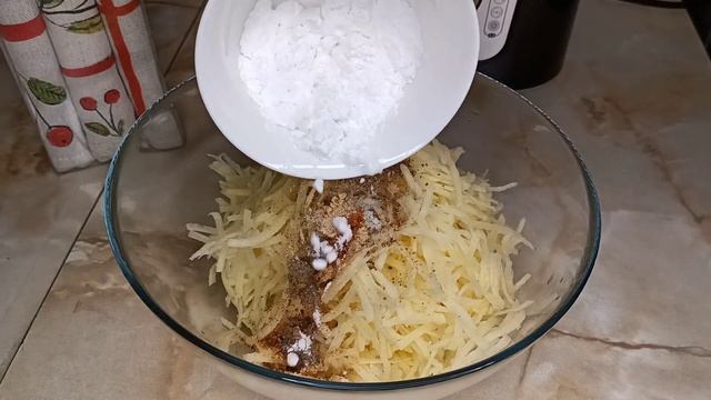 У вас есть 3 картошки? Хрустящие картофельные Наггетсы. Как приготовить Наггетсы.