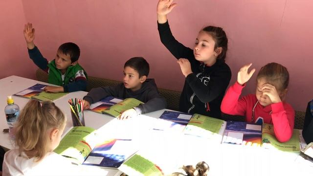 Чем мы занимаемся в Детском центре? Изучение Библии смотреть онлайн