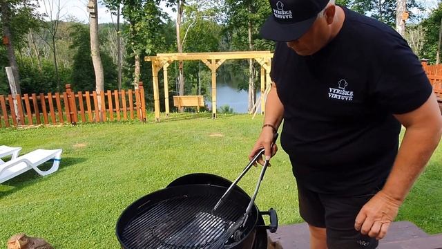 Keptas rūkytas šamas grilyje смотреть онлайн