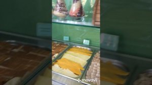 Столовая в доме отдыха Серебряный век . Таруса . Завтрак шведский стол . Калужская область .