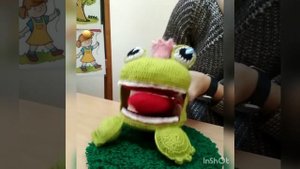 Логопедическая лягушка крючком