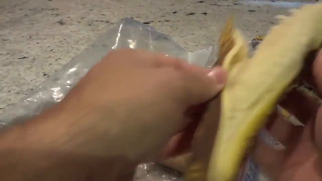 What To Do With Old Bananas-GREAT For Baking смотреть онлайн