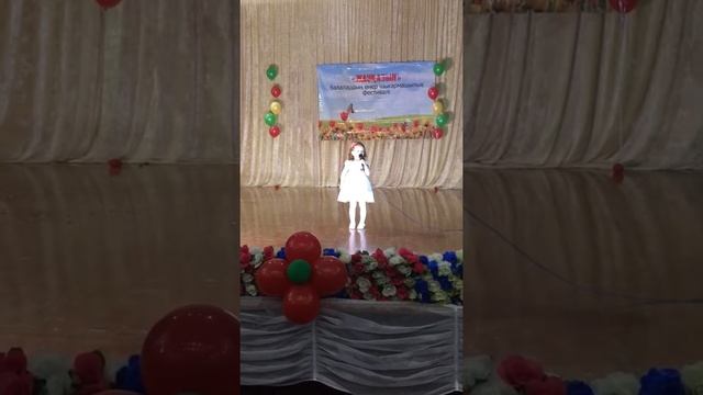 Детские стихи ходит наша бабушка смотреть онлайн