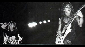 Ozzy Osbourne/Randy Rhoads - Over The Mountain and Mr. Crowley Live from Milwaukee