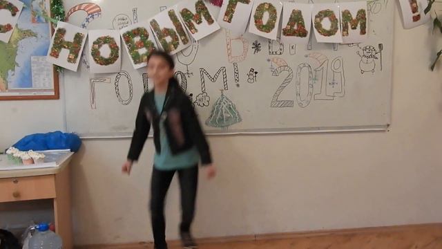 La vie est belle - Лейла смотреть онлайн