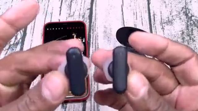 UE FITS - World's Best Fitting Earbuds смотреть онлайн