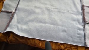 Лоскуточки мебельной ткани.Коврик из лоскуточков за 2 часа.