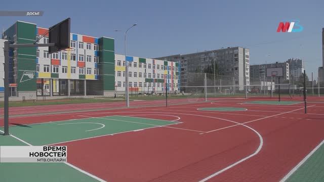 Для новой школы в Волгограде закупают оборудование для спортзала и компьютерных классов