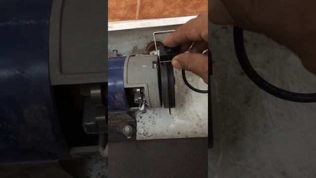 حل مشكلة عطل/خطأ (E03) فى جهاز المشى/الجرى الكهربىHow to fix the fault code E03 in Elite treadmill смотреть онлайн