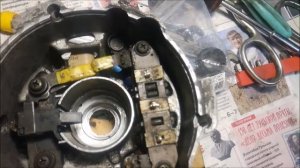 Ремонт генератора Mitsubishi от автомобиля Nissan Atlas FD 35, 24 вольта с вакуумным насосом