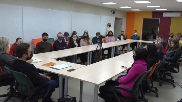 Диалог на равных. Елисеев Александр Васильевич смотреть онлайн