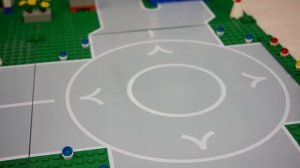 НАБОРУ 27 ЛЕТ! Аэропорт ЛЕГО 6597 - Обзор раритета