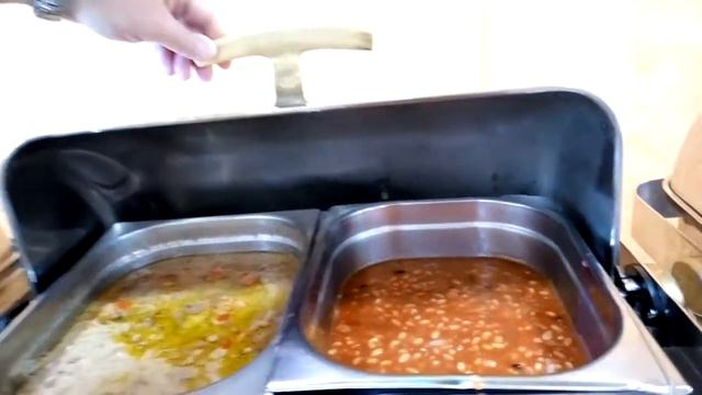 Завтрак в отеле Аль Бустан, Шарджа смотреть онлайн