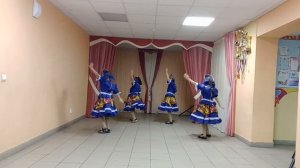 Детский танцевальный коллектив "Жемчужинка" Танец "Варенька"