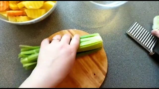 Королевское блюдо  "Корона" из свиных рёбрышек с овощами