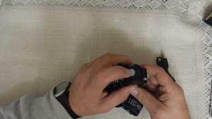 Шикарный бюджетный налобный фонарик BORUIT RJ02